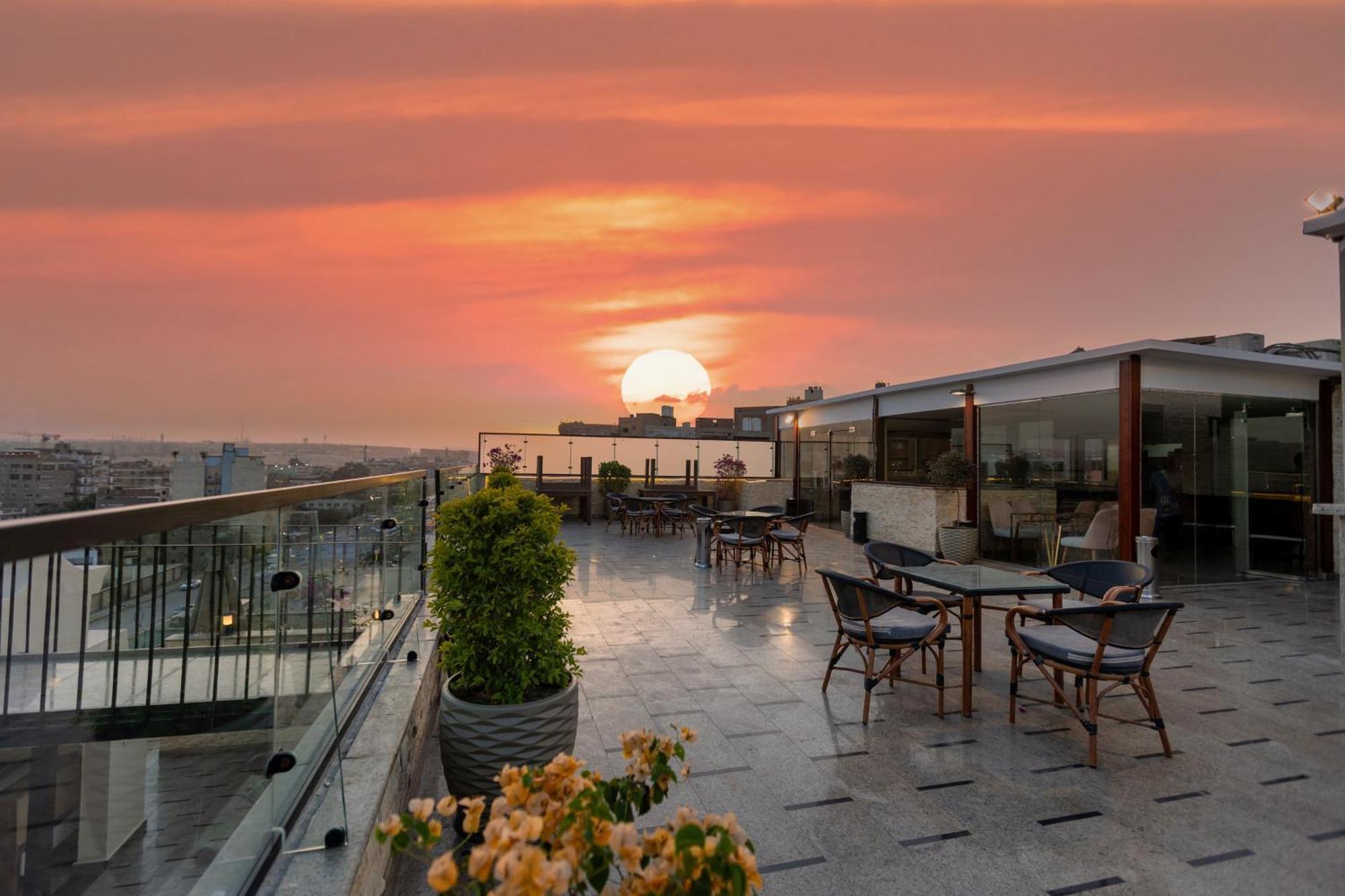 Pyramids Charm Hotel Al Kawm al Akhdar Eksteriør bilde